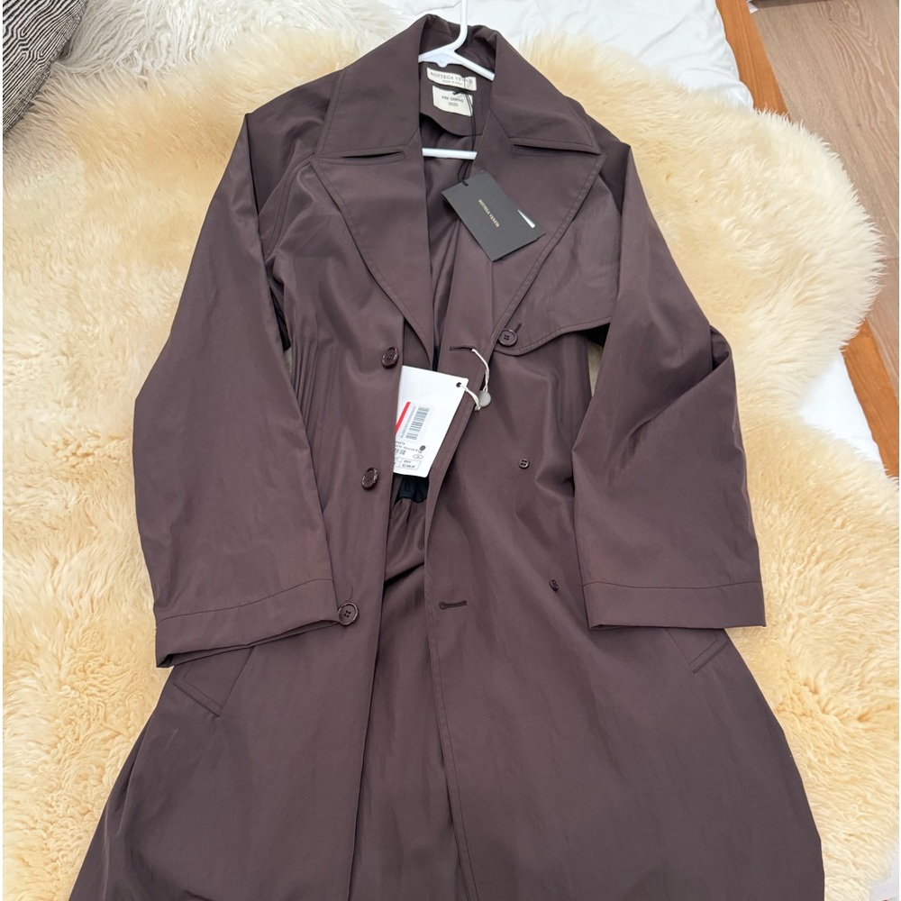 NWT Bottega Veneta Raincoat. Dark Brown, Size 38 (XS)